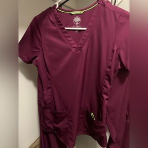 HH Works by Healing Hands Scrub Set Wine Woman’s XS (XXS top XSP Bottoms)